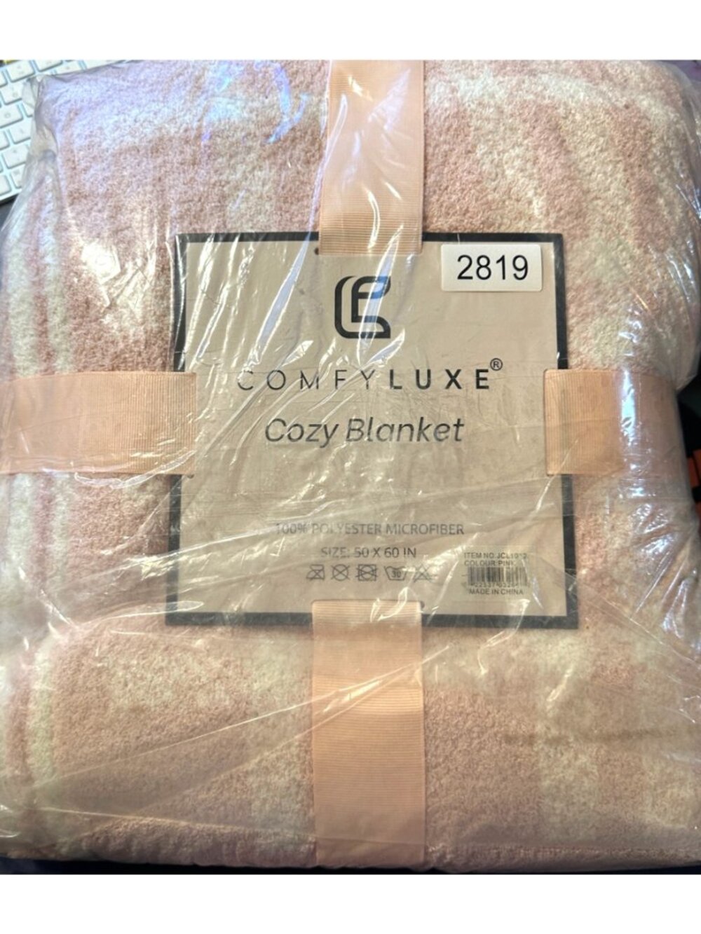 COMFYLUXE Pink White Plaid Cozy Super Soft Plush Reversible Throw Blanket 50x60 - Picture 5 of 5